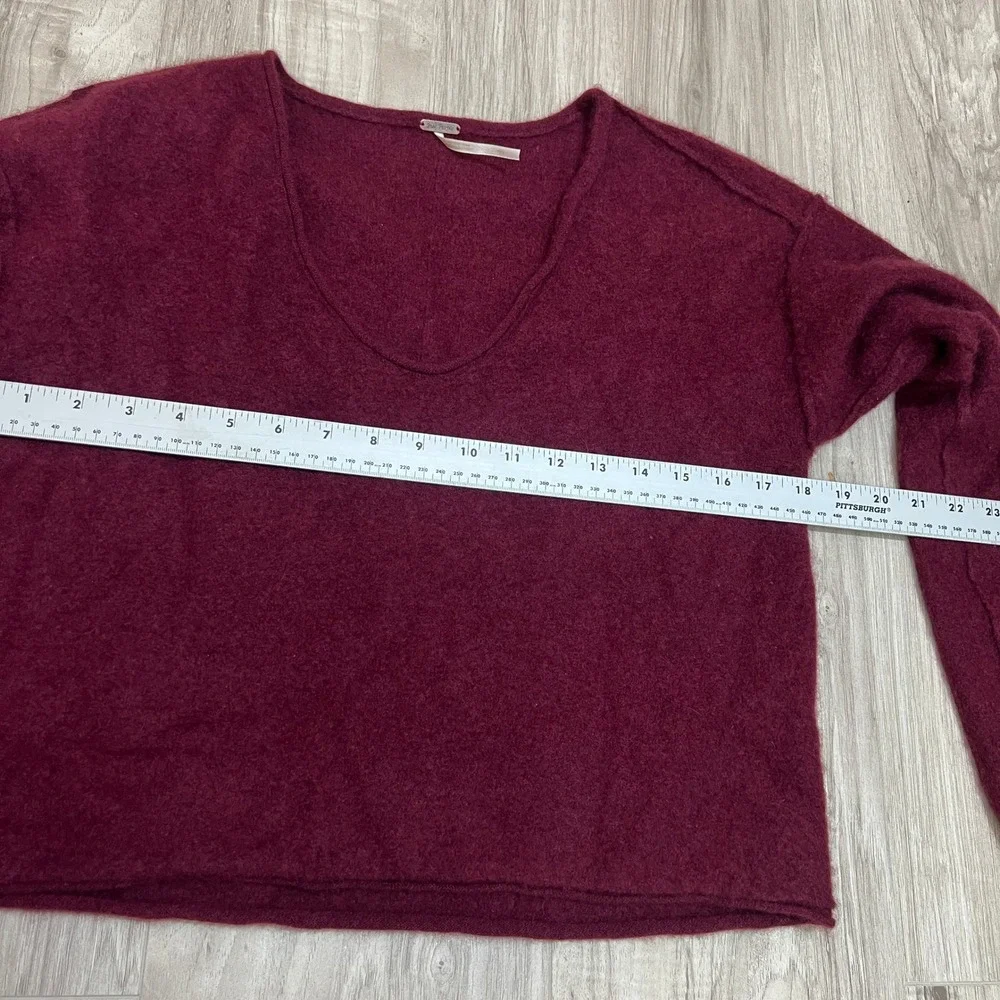 Free People 100% Cashmere V-Neck Crop Sweater Womens Size Large Burgundy Wine